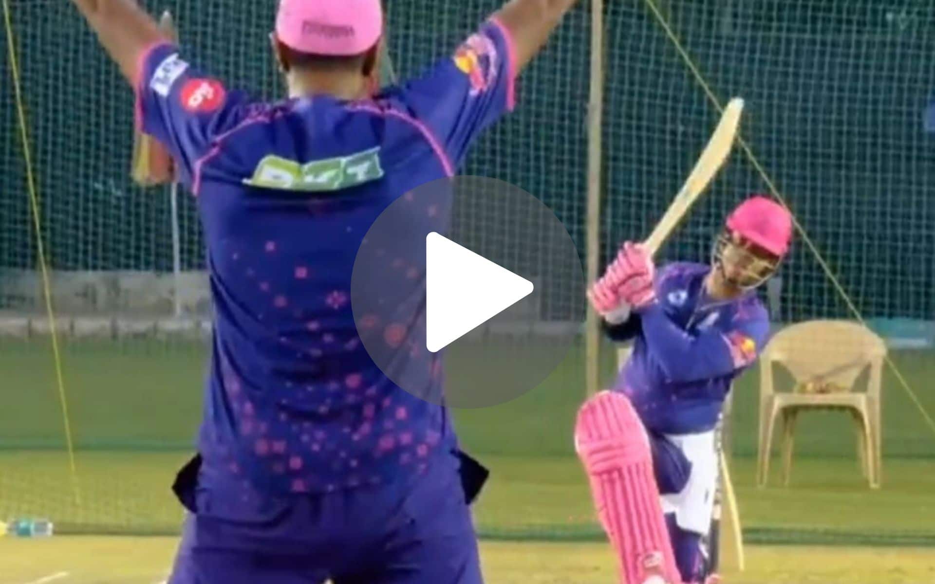 [Watch] Ravi Ashwin Mindfully Tricks Shimron Hetmyer With A Carrom Ball Before IPL 2024